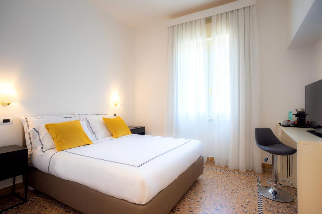 Leopoldo Rooms Cagliari Luaran gambar